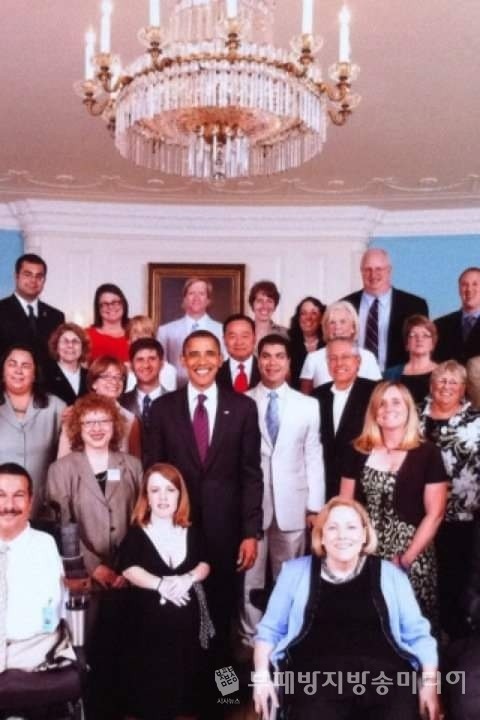 2009년 오바마 정부 시절 백악관 직속 장애 정책위원(차관보 급)으로 활동한 모습